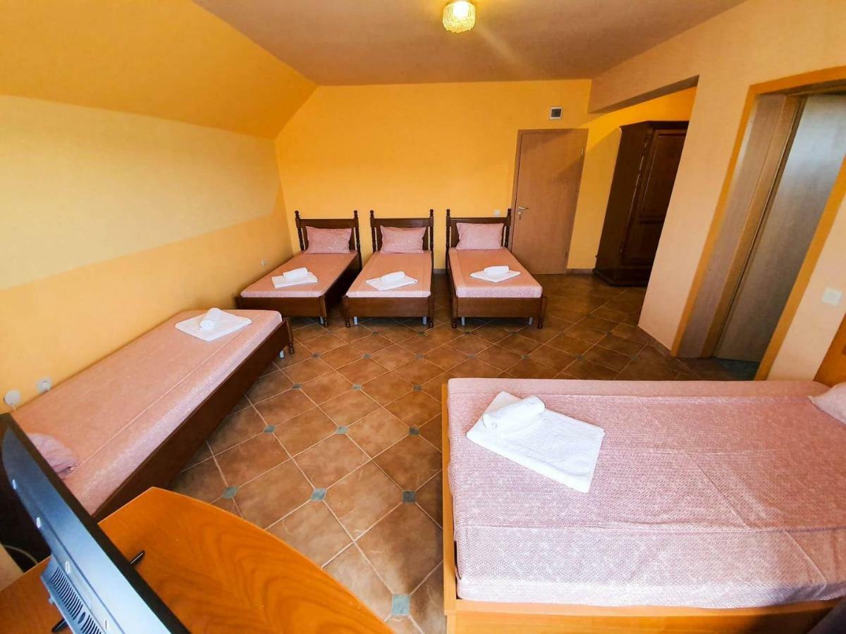 Rooms Cristian Deva Exteriér fotografie